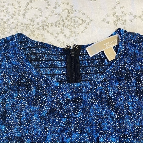 Michael Kors smocked flowy bell sleeve top size M - Picture 9 of 11